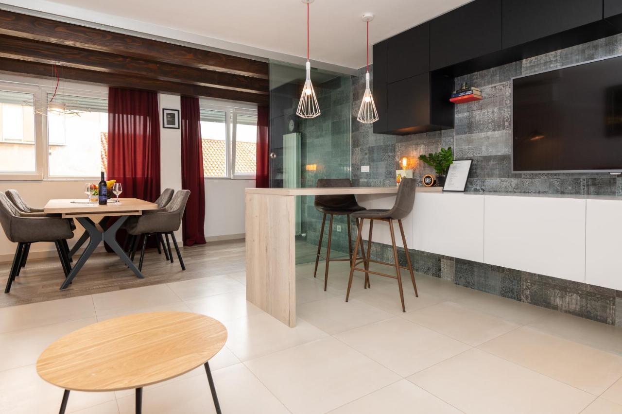 Apartment Tula Шибеник Экстерьер фото