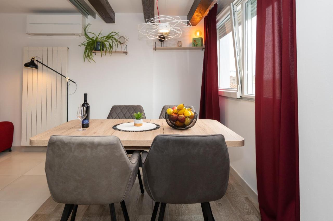 Apartment Tula Шибеник Экстерьер фото